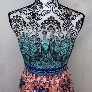 Pretty maxi dress size M